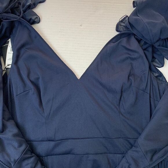 Adrianna Papell Shirred Tulle Gown Size 2 Flutter Sleeves Pleated Midnight - Picture 8 of 10